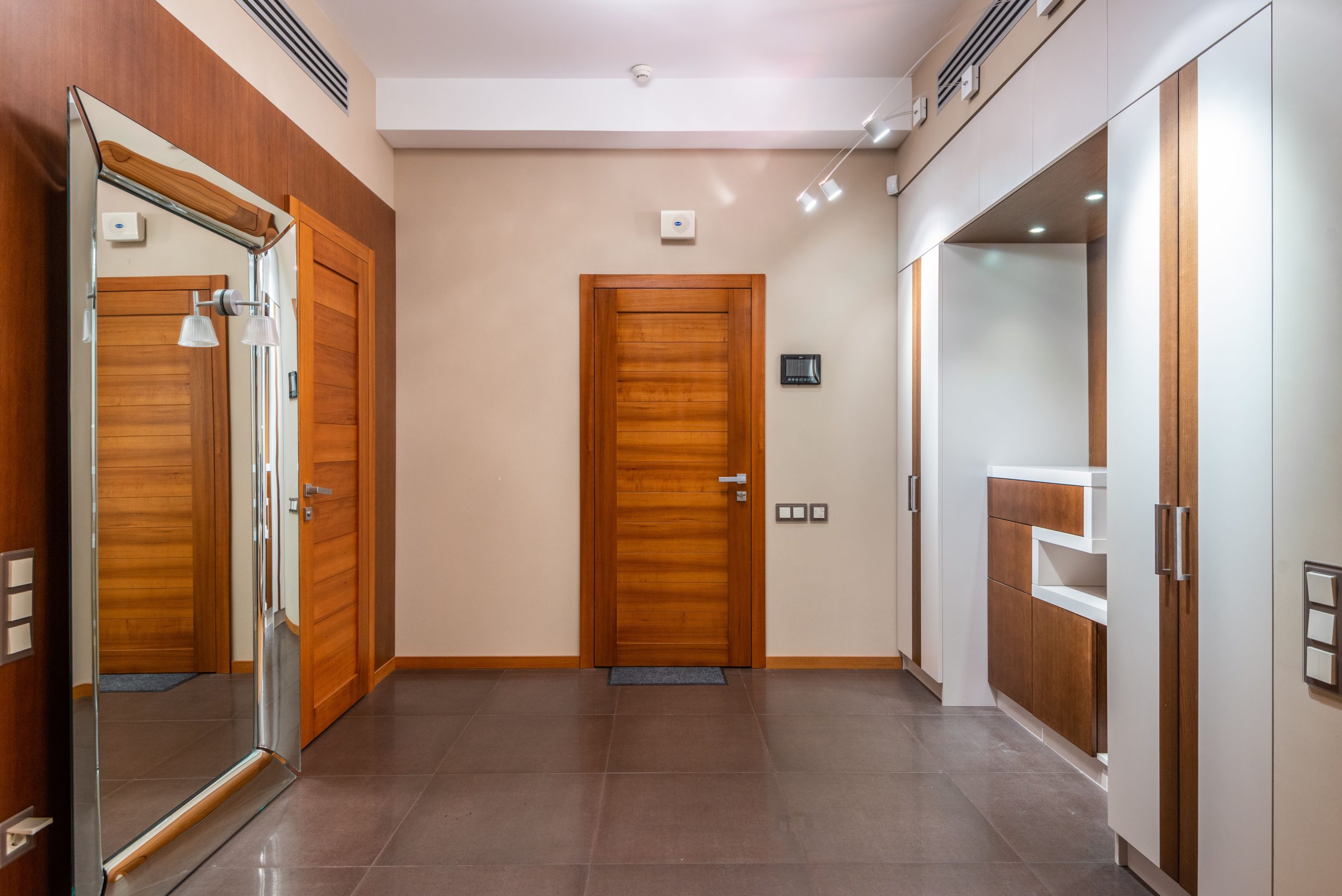 Baseboard, Doors & Flooring 19